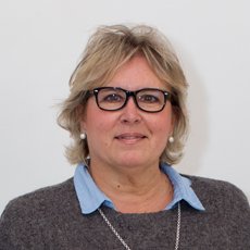 Amparo Bernal Neto